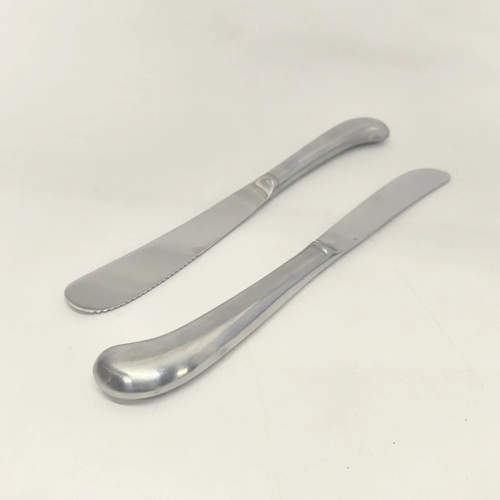 VINTAGE | Stainless Steel Pistol Grip Handle Butter Knives Set Of 2 9.25